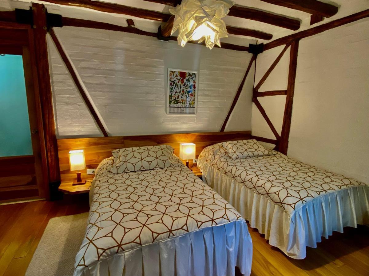 Bed and Breakfast Casa Magnolia Cumbayá Esterno foto