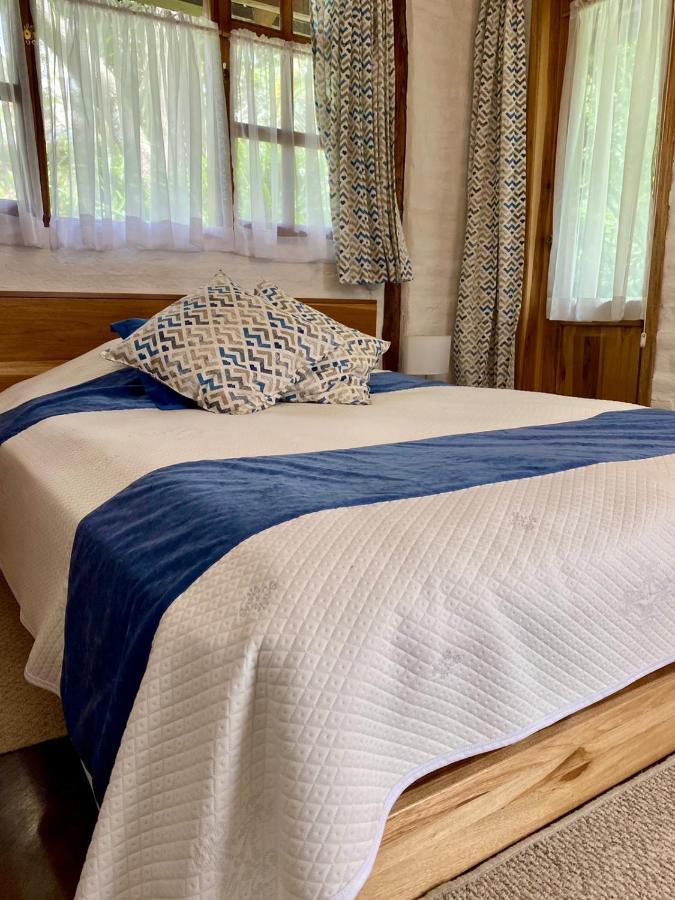Bed and Breakfast Casa Magnolia Cumbayá Esterno foto