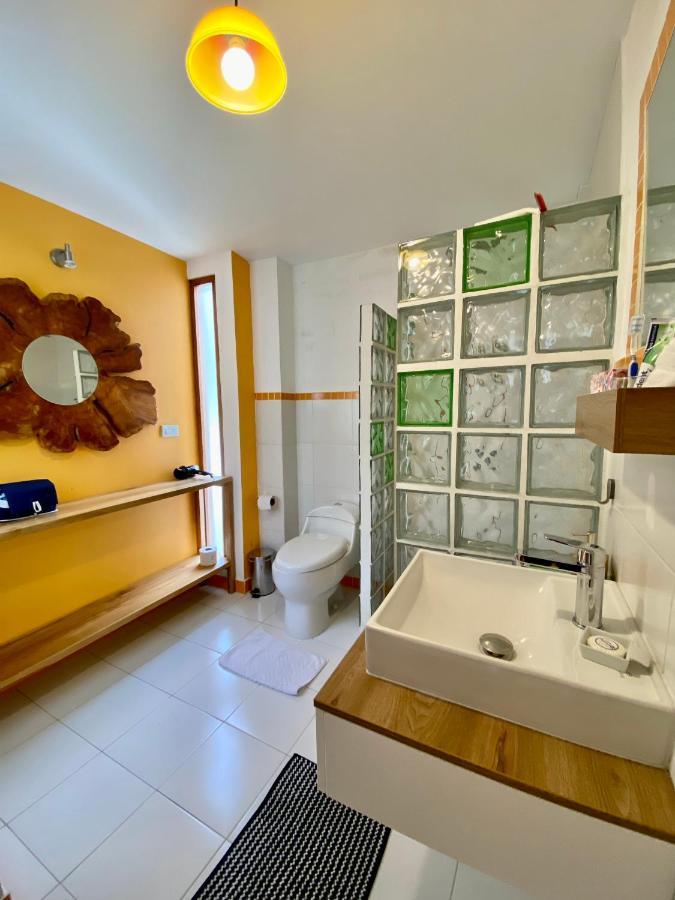 Bed and Breakfast Casa Magnolia Cumbayá Esterno foto
